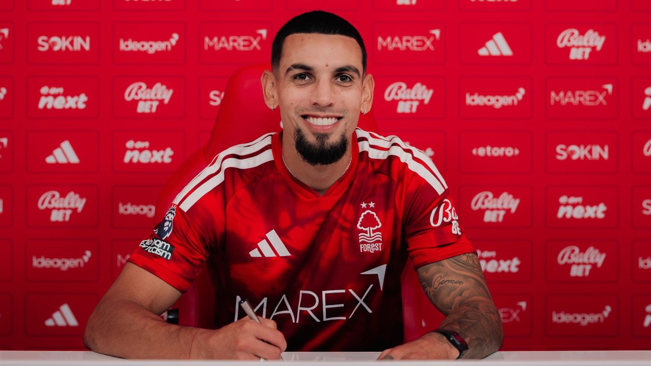 Crystal Palace books profit as Forest signs Daniel Munoz for £22m