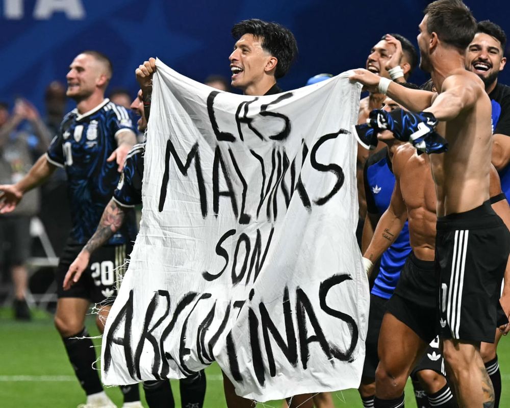 Argentina to face Spain in World Cup final after Falklands banner row