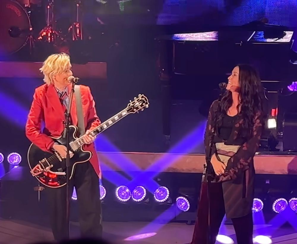 Alanis Morissette Joins Brandi Carlile At Red Rocks