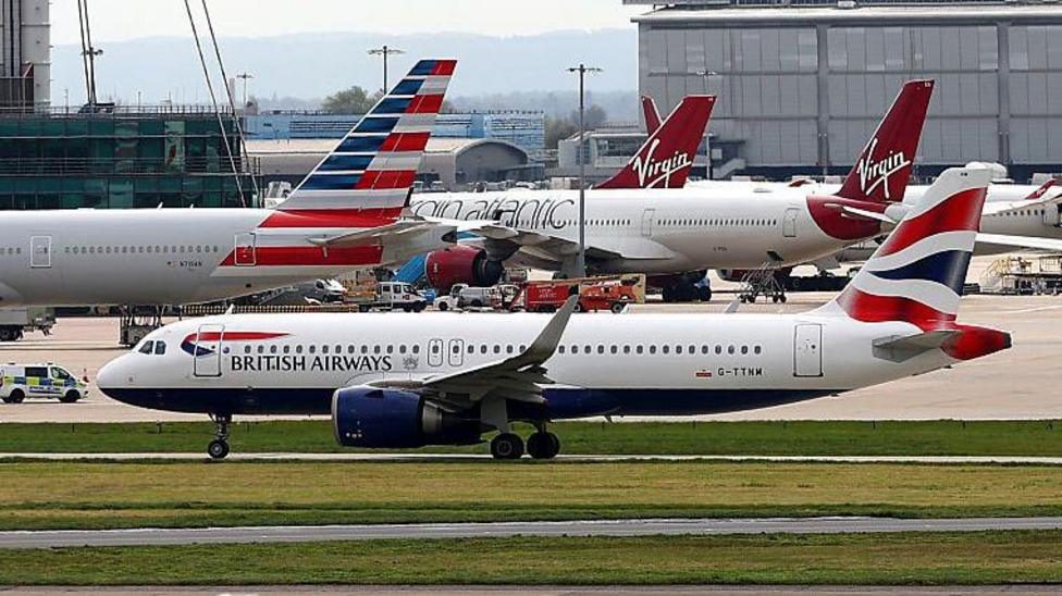 UK regulator allows Heathrow to pass £320m runway planning costs to flyers