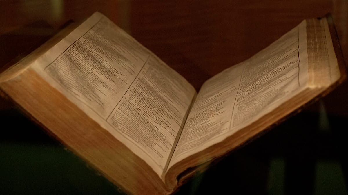 Australia's new $69 million library becomes home to a copy of Shakespeare's First Folio
