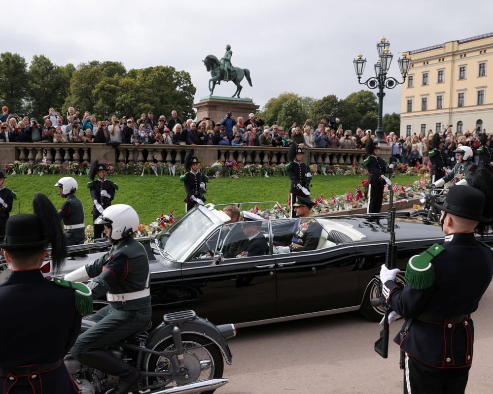 Norway’s new king swears oath of allegiance with daughter at his side