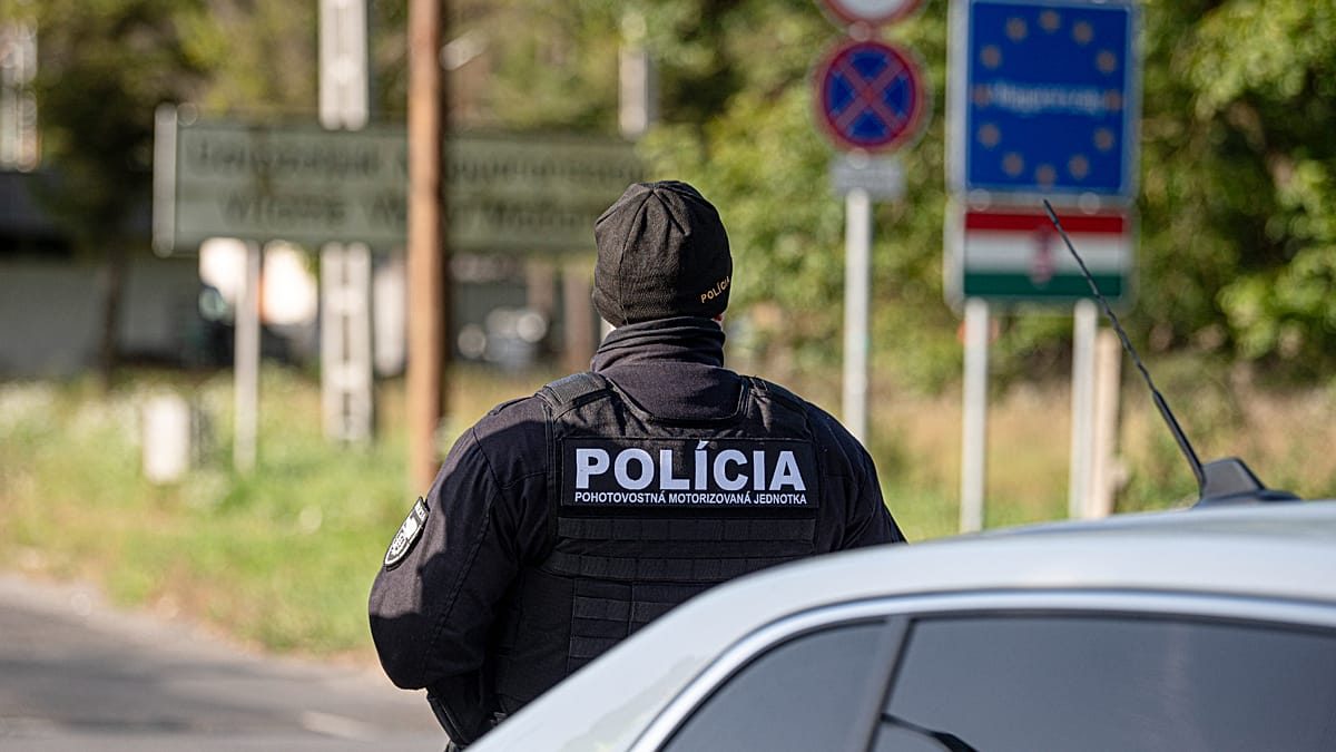 Three arrested after Slovak police say they thwarted a planned arson attack