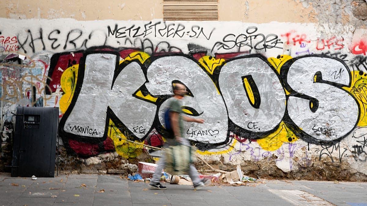 Rome heritage restorer calls for heavier fines to tackle urban vandalism