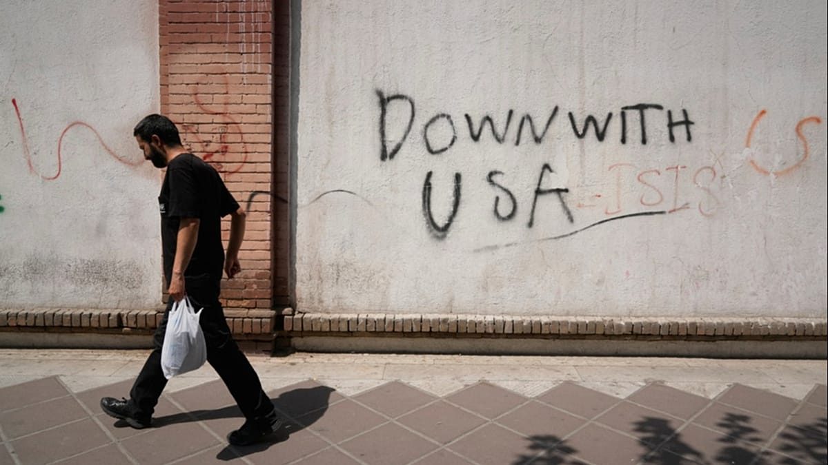 US intercepts Iranian attack and launches joint strikes with Saudi Arabia against Iran-backed militias in Iraq